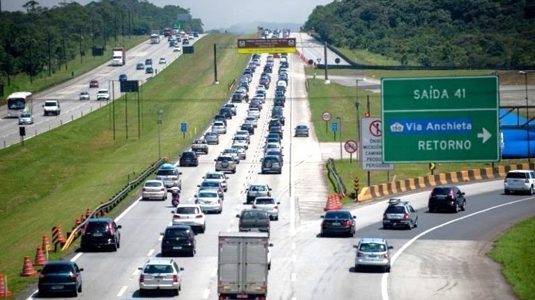 Ecovias prestou assistência a 2.053 motoristas durante o feriado - Ecovias