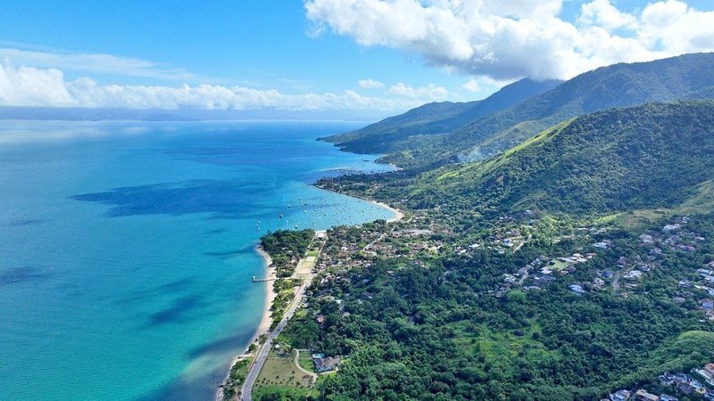 Ilhabela, no litoral norte de SP, está entre os destinos ideais para mulheres que viajam sozinhas - Prefeitura de Ilhabela