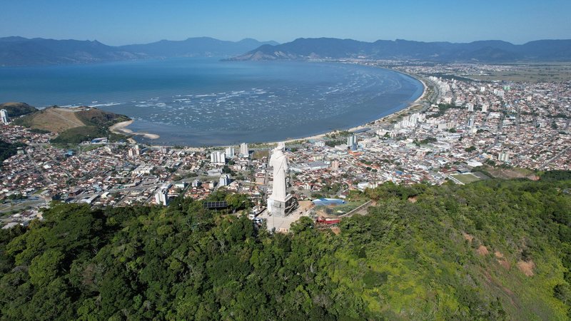 Cidade está com programação recheada de atrações para o período - Turismo Caraguatatuba