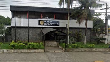 Caso foi registrado na Delegacia de Polícia do Guarujá - Reprodução/Google Street View