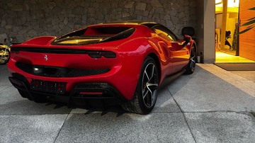 Na Riviera de São Lourenço, em Bertioga, foi apreendida uma Ferrari modelo 296 GTB - Divulgação/Polícia Federal