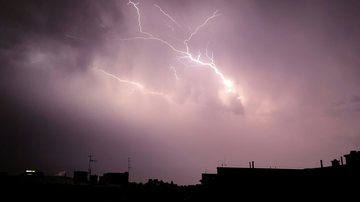 Instabilidades são provocadas por um sistema de baixa pressão e passagem de frente fria - Imagem ilustrativa/Unsplash