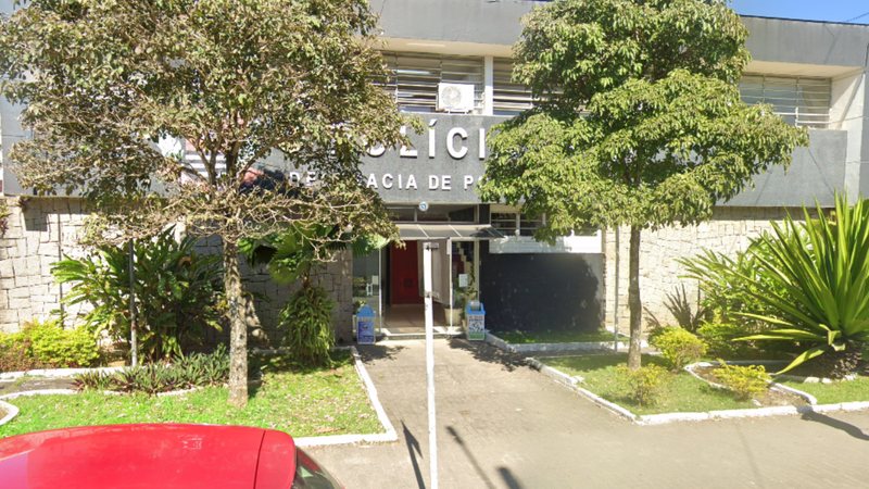 Homem foi conduzido à Delegacia de Polícia de Ubatuba, onde teve a prisão ratificada pela delegada de plantão - Reprodução/Google Street View