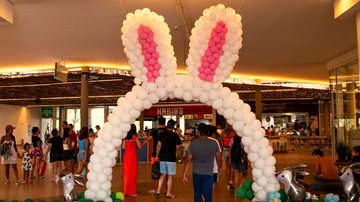 Durante a ação de Páscoa, o Serramar Shopping arrecadará 1 quilo de alimento por pessoa - Divulgação