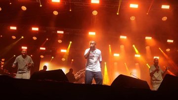 Show de Thiaguinho seria em comemoração do aniversário de 479 anos de Santos, mas foi adiado - Raimundo Rosa/Prefeitura de Santos