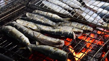 Sardinhas na brasa