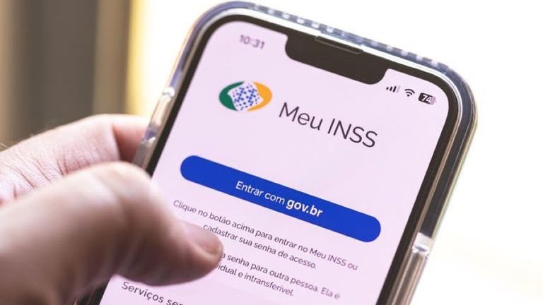 Aposentados e pensionistas recebem descontos indevidos de abril a partir de segunda-feira