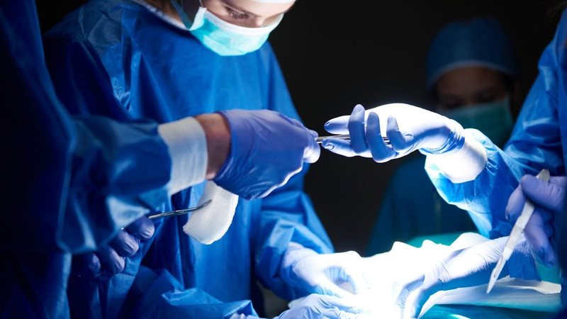 Pacientes com IMC a partir de 30  e comorbidades graves agora têm acesso ao procedimento - Reprodução/Freepik