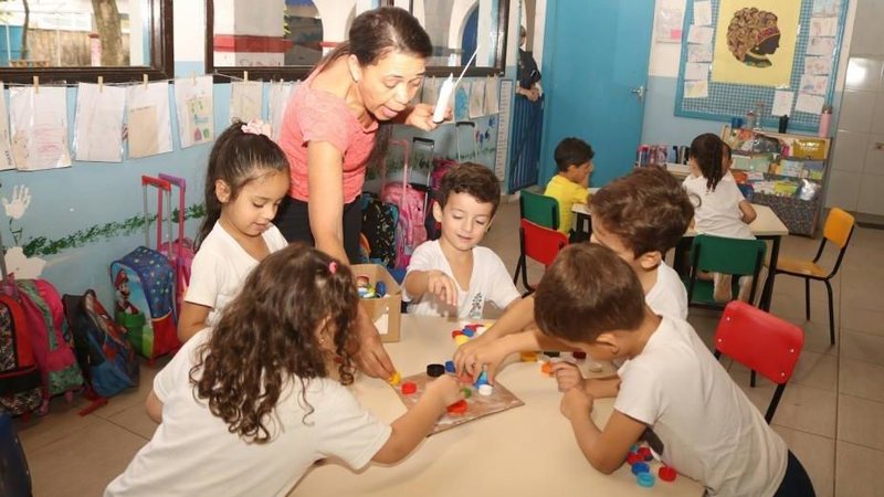 Concurso público em Santos oferece 41 vagas com salário de R$ 3,2 mil