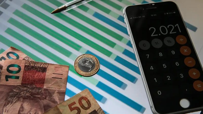 Declarou Imposto de Renda 2025? Confira o calendário de restituição