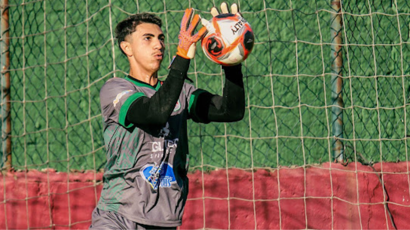 goleiro-joao-espinosa-permanece-na-portuguesa-santista-para-a-copa-paulista
