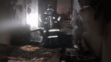 Incêndio destrói quarto de apartamento na Praia Grande, em Ubatuba