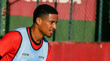 portuguesa-santista-anuncia-lateral-direito-isaque-lima
