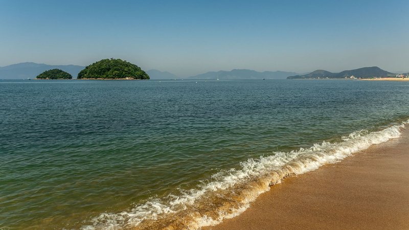 Praia da Cocanha, em Caraguatatuba