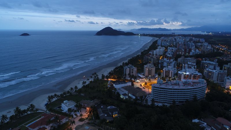 Riviera de São Lourenço com luzes