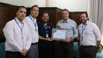 Santos recebe selo safira da Caixa por governança e sustentabilidade