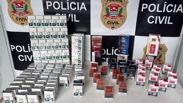 Material foi encontrado exposto à venda em adega na rua Contra Almirante Cézar Paiva - Divulgação Polícia Civil