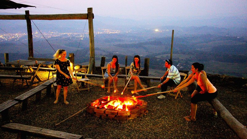 fogueira e gastronomia na montanha, em Socorro