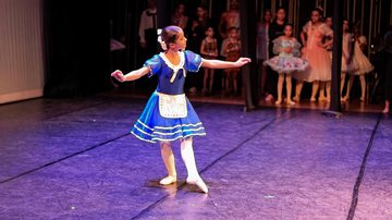 Bailarinas de Bertioga competem em festival internacional de dança em São Paulo