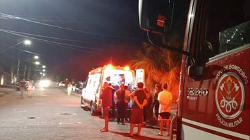 Unidade do Corpo de Bombeiros durante atendimento à criança, após explosão em Caraguatatuba - Divulgação Corpo de Bombeiros