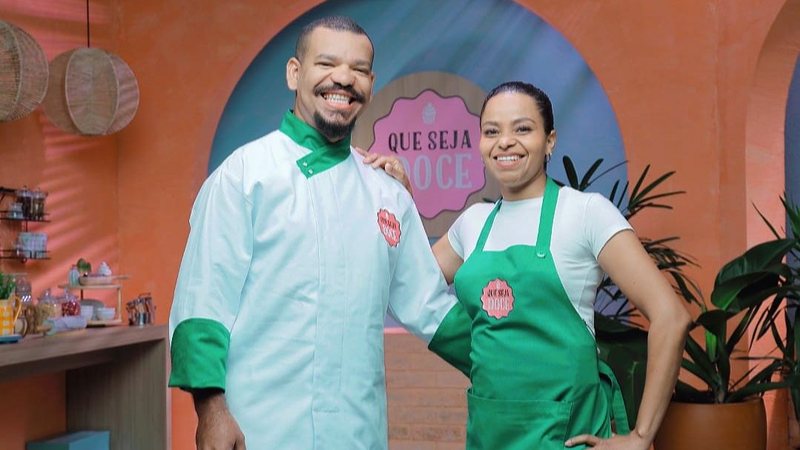 Confeiteiro de Guarujá disputa reality show do GNT ao lado da esposa