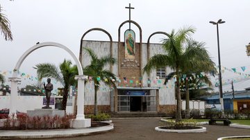 Igreja de São Pedro Apóstolo, em Praia Grande
