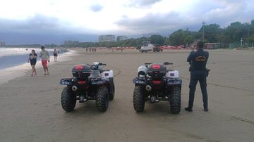 GCM em praia de Bertioga