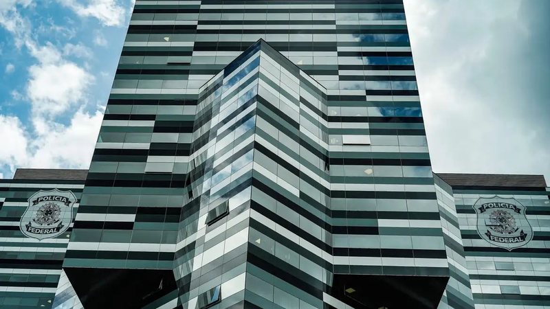 Inscrições prorrogadas para concurso da PF com salários de até R$ 26 mil