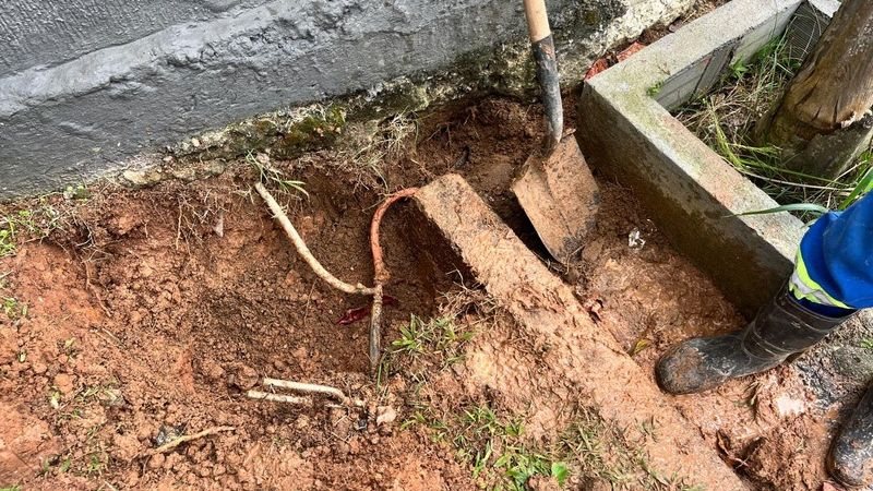 Sabesp usa tecnologia e flagrar mais de mil ‘gatos’ em imóveis no litoral de SP