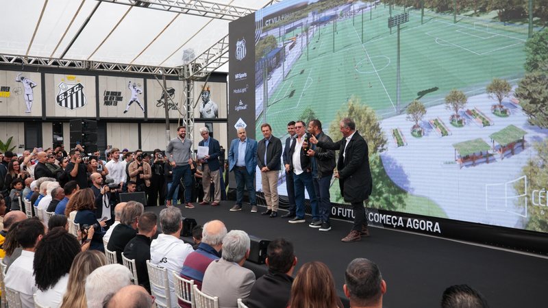Anúncio do novo CT do Santos em Praia Grande