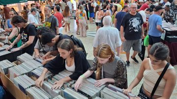Feira de discos no Praiamar Shopping