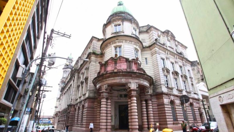 Fachada do Museu do Café de Santos