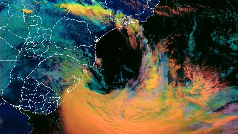 Imagem de satélite do ciclone extratropical