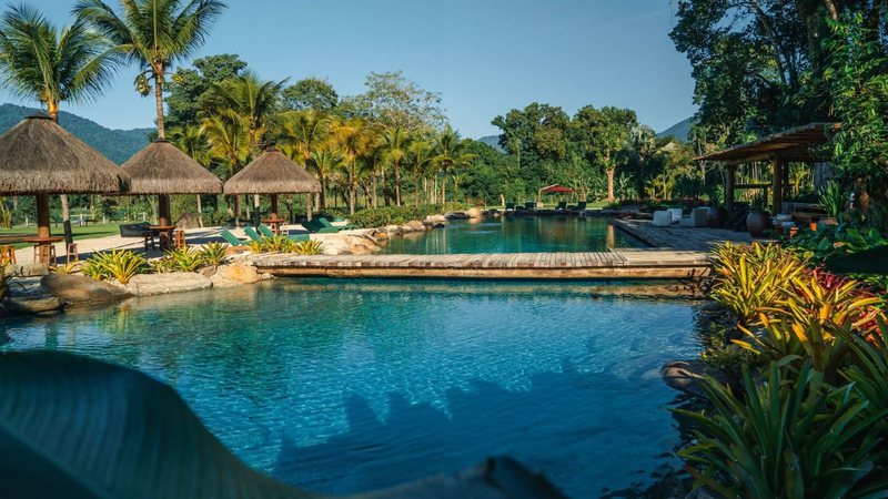 Lago particular de Neymar Jr. chama atenção pelo tamanho e luxo