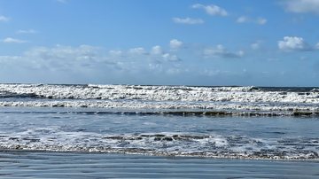 Marinha alerta para ondas de 3,5 metros e mar revolto no litoral de SP