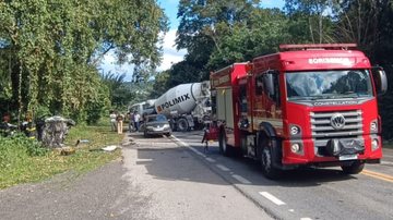 Motorista morre preso às ferragens em trágico acidente no litoral de SP