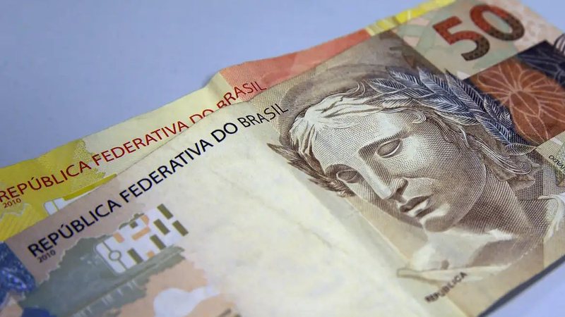 Nasceu em setembro ou outubro? Confira se você pode sacar até R$ 1.518