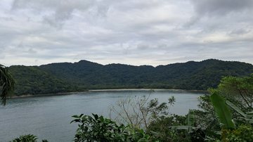 Praia de Paranapuã vista da Ilha Porchat, em São Vicente