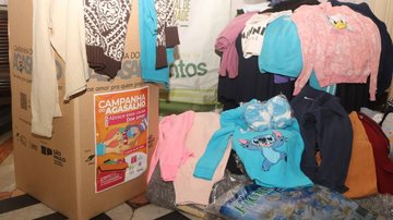 Roupas doadas para a Campanha do Agasalho 2025 de Santos