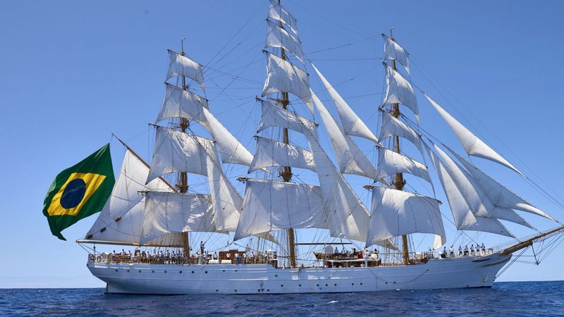 Veleiro Cisne Branco da Marinha