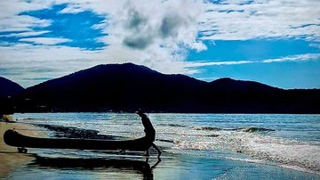 Praia da Cocanha, em Caraguatatuba