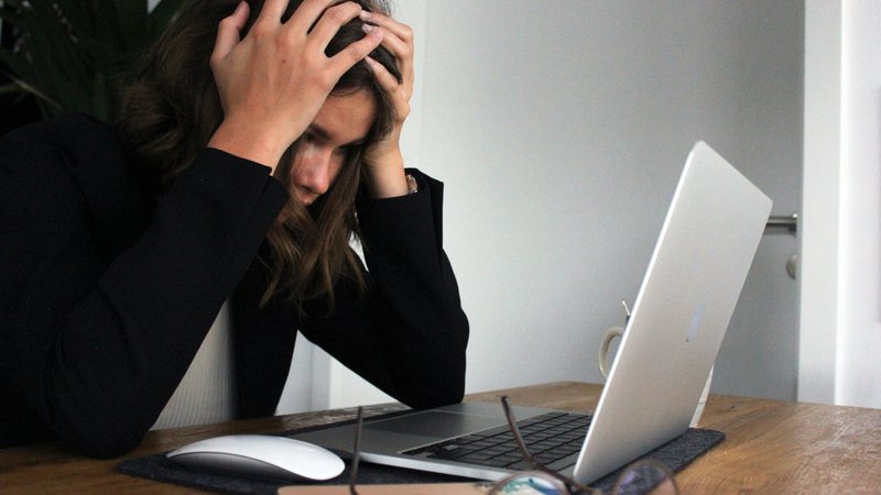 Você nunca ganha nas bets? Estudo explica o motivo