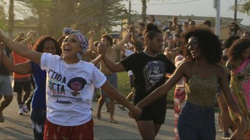 Bertioga recebe Sarau Elas na Quebrada com dança, poesia e música