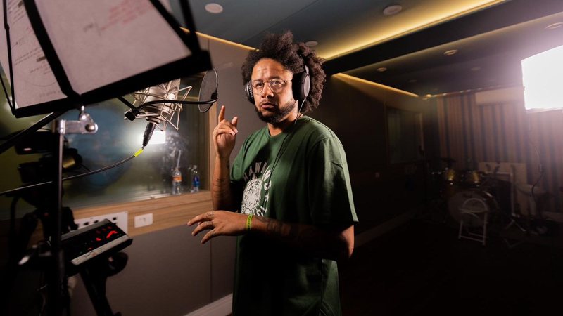 Emicida completa 40 anos e Ecad lista músicas mais tocadas do rapper; veja ranking