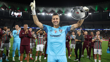 goleiro-do-fluminense-se-torna-o-jogador-com-mais-partidas-da-historia-do-futebol