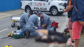 Pai e filho morrem em grave acidente de moto em Guarujá, no litoral de SP
