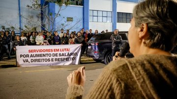 Trabalhadores pedem reajustes salariais e anunciam greve geral em prefeitura do litoral de SP