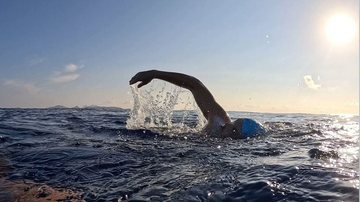 Leandro Cruz ndando em mar aberto