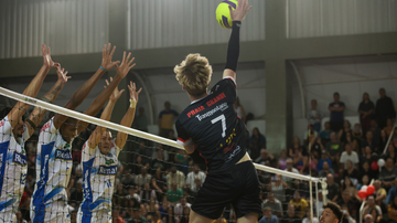 praia-grande-perde-para-o-volei-renata-no-paulista