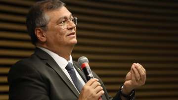 STF manda PF abrir inquérito para apurar relatório final da CPI da Covid-19